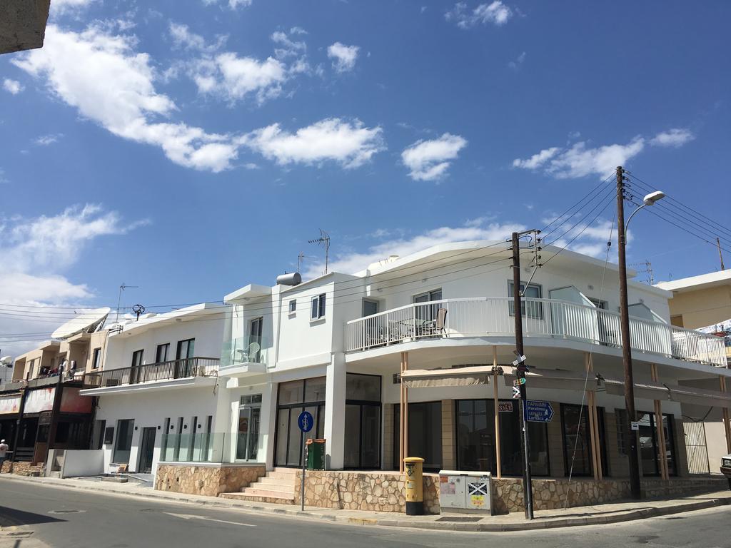 Cross Road Apartment Ayia Napa Exterior photo